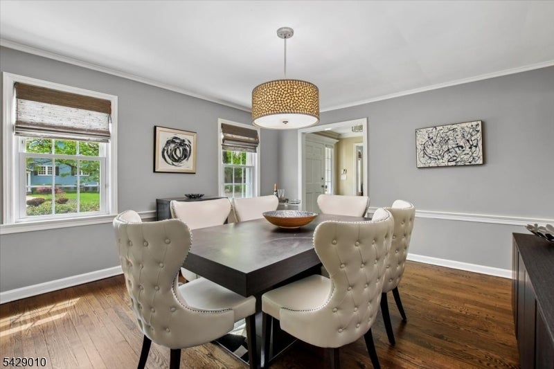 Millburn Twp., New Jersey, 07078, United States, 3 Bedrooms Bedrooms, ,4 BathroomsBathrooms,Residential,Active,2045397