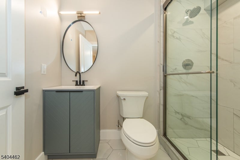 West Caldwell Twp., New Jersey, 07006, United States, 4 Bedrooms Bedrooms, ,5 BathroomsBathrooms,Residential,Active,2009168