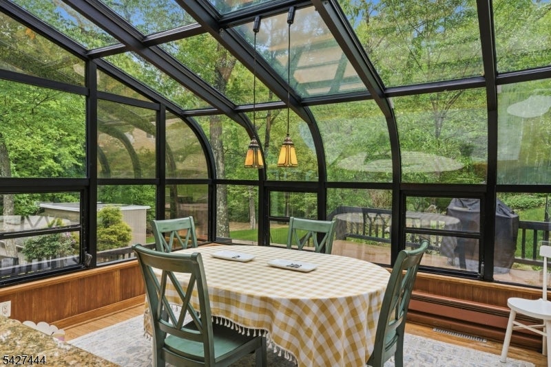 Boonton Twp., New Jersey, 07005, United States, 4 Bedrooms Bedrooms, ,3 BathroomsBathrooms,Residential,Active,2052013