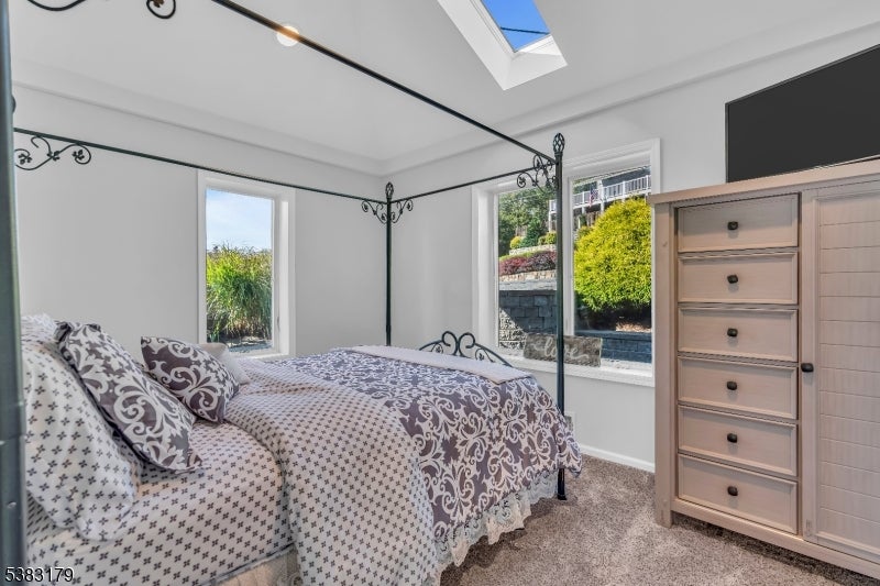 Hopatcong Boro, New Jersey, 07843, United States, 3 Bedrooms Bedrooms, ,2 BathroomsBathrooms,Residential,Active,1946536