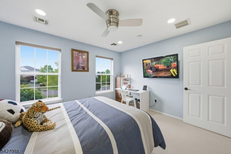 Monroe Twp., New Jersey, 08831, United States, 5 Bedrooms Bedrooms, ,4 BathroomsBathrooms,Residential,Active,2041399