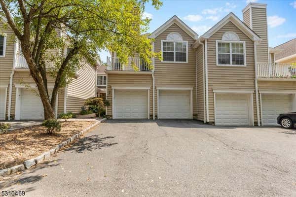 76 SPRINGHOLM DR, BERKELEY HEIGHTS, NJ 07922 - Image 1