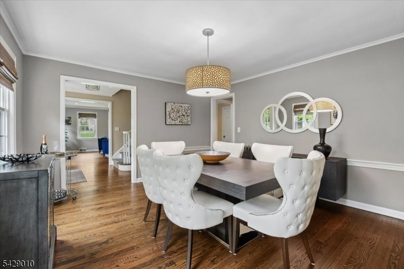 Millburn Twp., New Jersey, 07078, United States, 3 Bedrooms Bedrooms, ,4 BathroomsBathrooms,Residential,Active,2045397