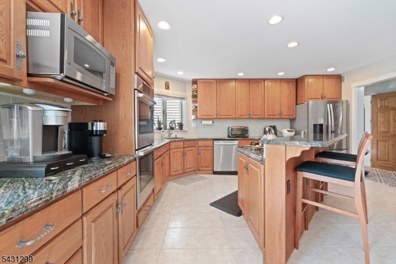 Montgomery Twp., New Jersey, 08502, United States, 5 Bedrooms Bedrooms, ,4 BathroomsBathrooms,Residential,Active,2045797