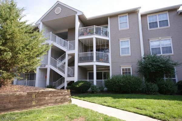 61 LINDSEY CT, FRANKLIN PARK, NJ 08823 - Image 1