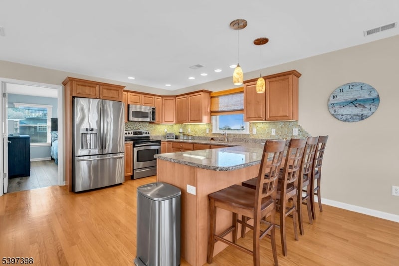 Ship Bottom Boro, New Jersey, 08008, United States, 5 Bedrooms Bedrooms, ,4 BathroomsBathrooms,Residential,Active,1996256