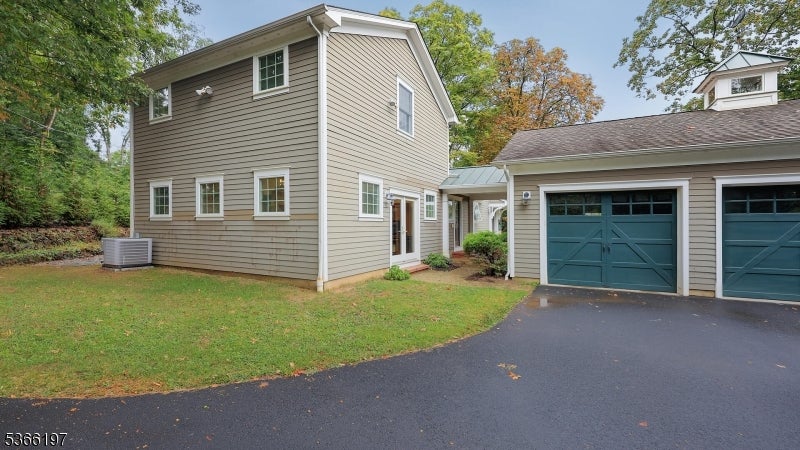 Watchung Boro, New Jersey, 07069, United States, 5 Bedrooms Bedrooms, ,4 BathroomsBathrooms,Residential,Active,1962192