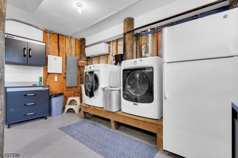 Ship Bottom Boro, New Jersey, 08008, United States, 5 Bedrooms Bedrooms, ,4 BathroomsBathrooms,Residential,Active,1996256