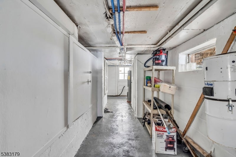 Hopatcong Boro, New Jersey, 07843, United States, 3 Bedrooms Bedrooms, ,2 BathroomsBathrooms,Residential,Active,1946536