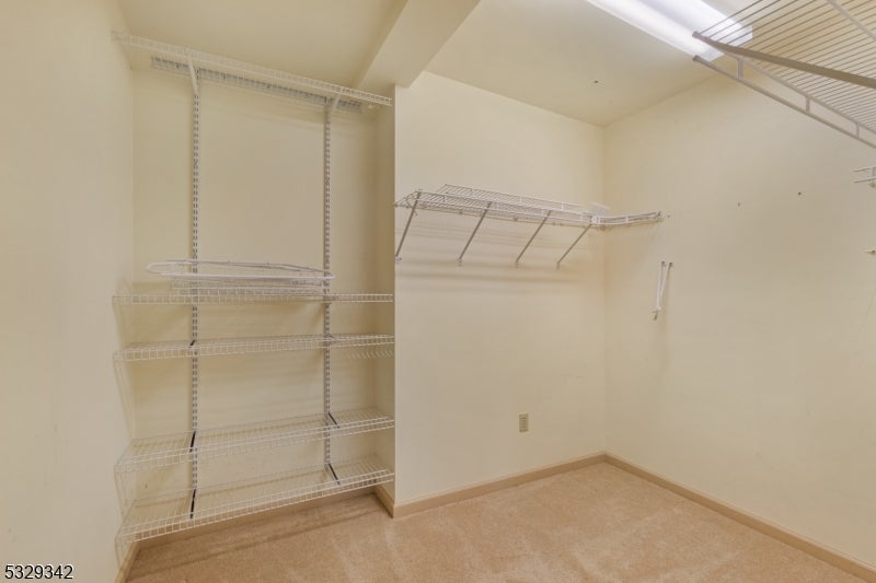 Washington Twp., New Jersey, 07853, United States, 3 Bedrooms Bedrooms, ,3 BathroomsBathrooms,Residential,Active,1964272