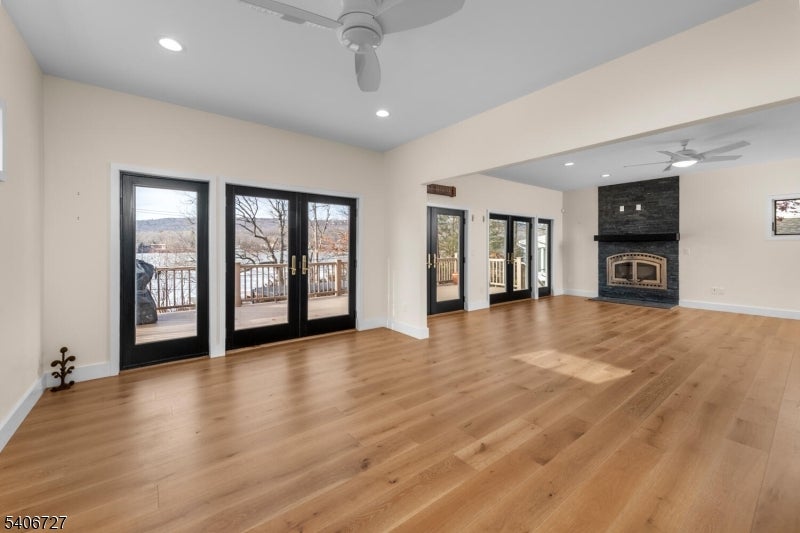 West Milford Twp., New Jersey, 07421, United States, 4 Bedrooms Bedrooms, ,4 BathroomsBathrooms,Residential,Active,2012909