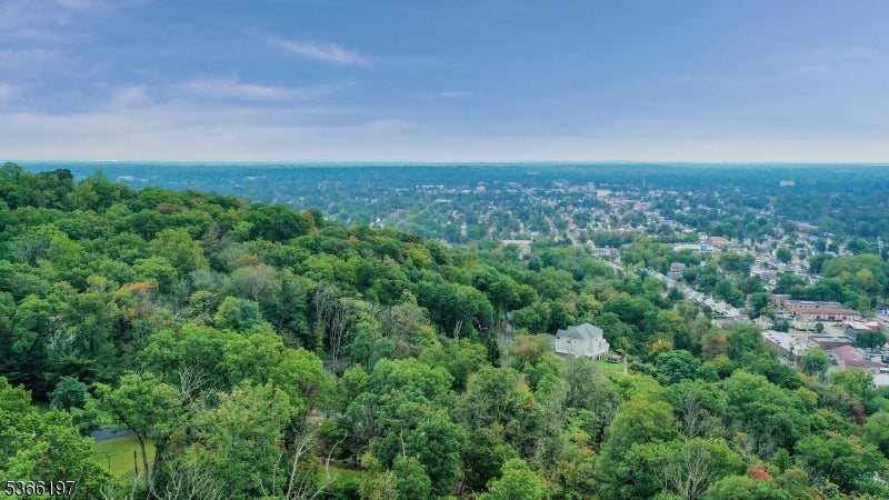 Watchung Boro, New Jersey, 07069, United States, 5 Bedrooms Bedrooms, ,4 BathroomsBathrooms,Residential,Active,1962192