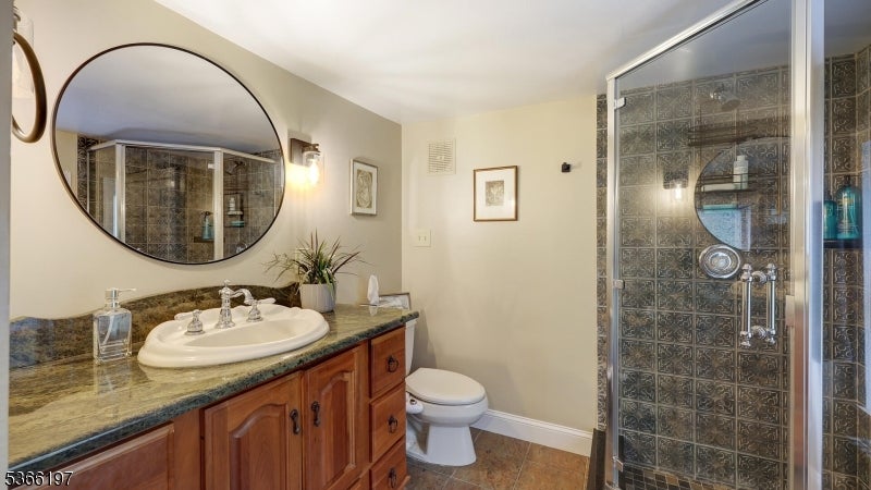 Watchung Boro, New Jersey, 07069, United States, 5 Bedrooms Bedrooms, ,4 BathroomsBathrooms,Residential,Active,1962192