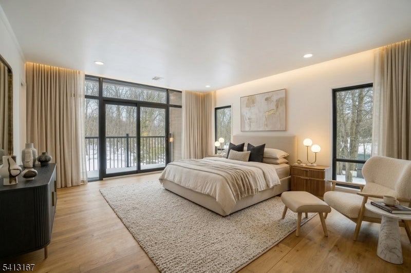 Parsippany-Troy Hills Twp., New Jersey, 07054, United States, 4 Bedrooms Bedrooms, ,4 BathroomsBathrooms,Residential,Active,2021957