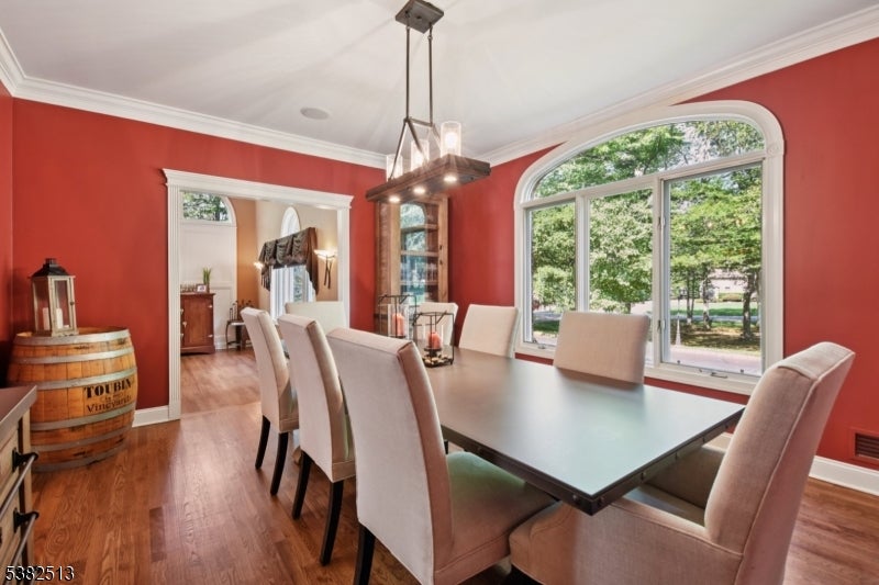 Warren Twp., New Jersey, 07059, United States, 5 Bedrooms Bedrooms, ,4 BathroomsBathrooms,Residential,Active,1945488