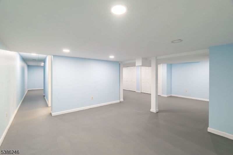 Franklin Twp., New Jersey, 08540, United States, 4 Bedrooms Bedrooms, ,3 BathroomsBathrooms,Residential,Active,1953016