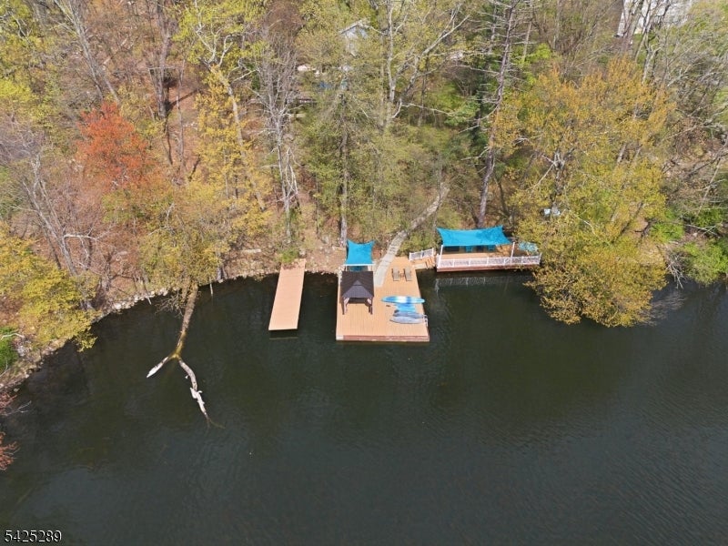 Hopatcong Boro, New Jersey, 07843, United States, 3 Bedrooms Bedrooms, ,2 BathroomsBathrooms,Residential,Active,2043452