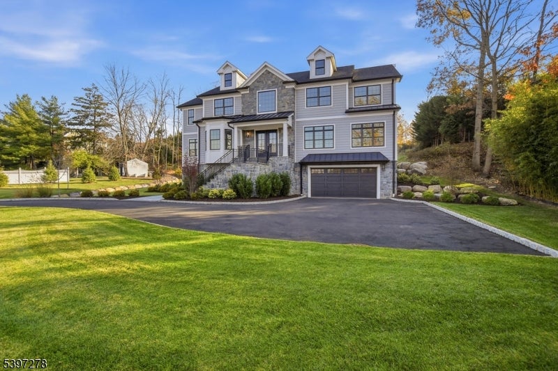 Livingston Twp., New Jersey, 07039, United States, 6 Bedrooms Bedrooms, ,6 BathroomsBathrooms,Residential,Active,1993679