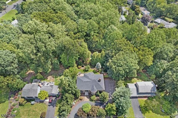 50 LEAMOOR DR, MORRIS PLAINS, NJ 07950 - Image 1