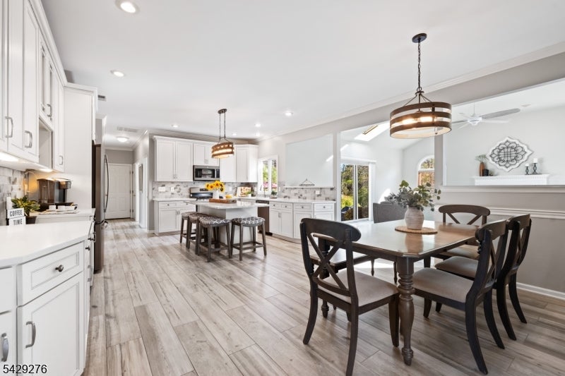 Montgomery Twp., New Jersey, 08502, United States, 5 Bedrooms Bedrooms, ,4 BathroomsBathrooms,Residential,Pending,2045617