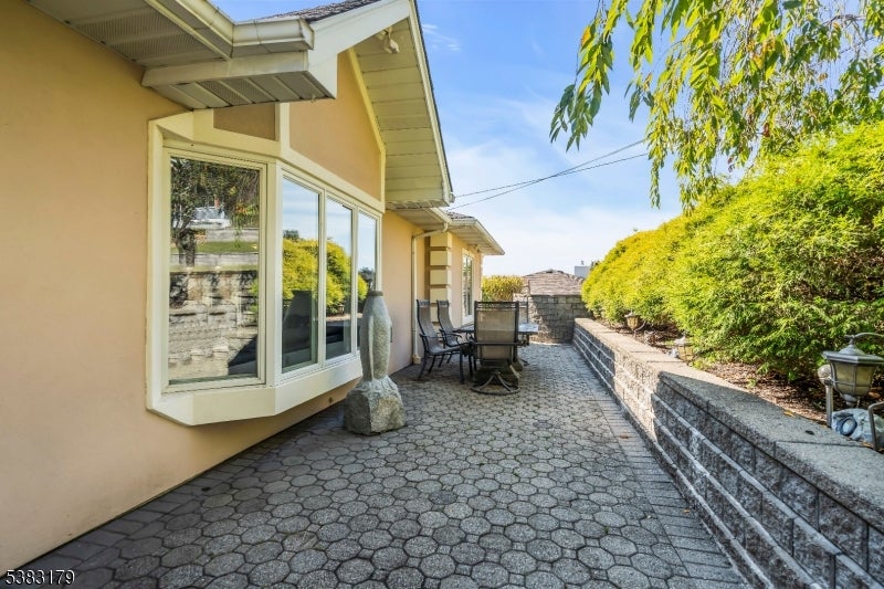 Hopatcong Boro, New Jersey, 07843, United States, 3 Bedrooms Bedrooms, ,2 BathroomsBathrooms,Residential,Active,1946536