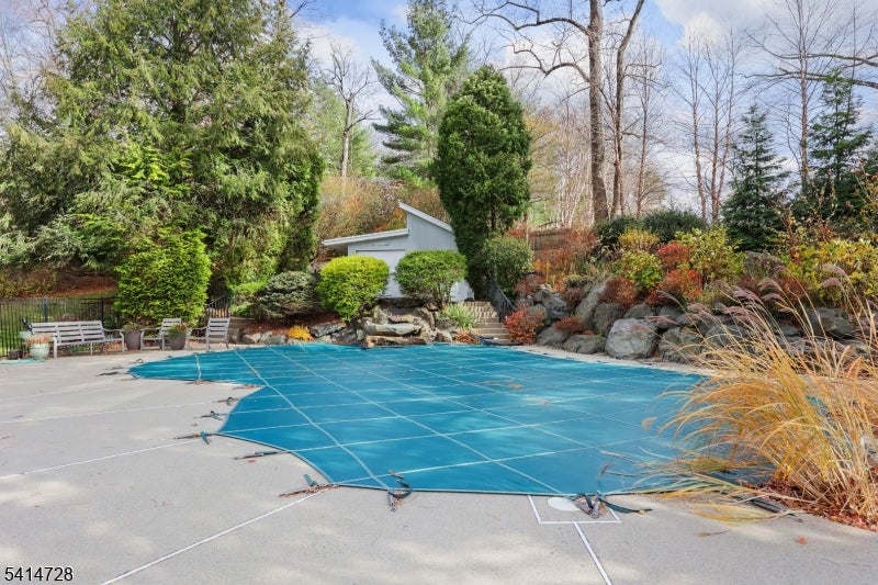 Denville Twp., New Jersey, 07834, United States, 6 Bedrooms Bedrooms, ,5 BathroomsBathrooms,Residential,Active,2026325