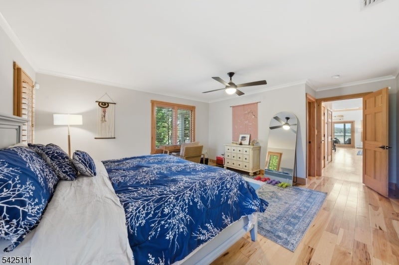 Hopatcong Boro, New Jersey, 07843, United States, 3 Bedrooms Bedrooms, ,4 BathroomsBathrooms,Residential,Active,2043433