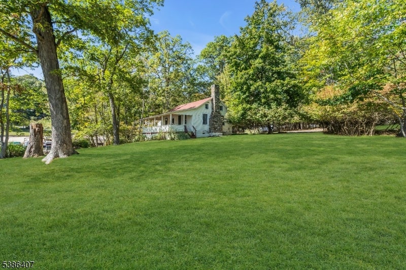 Hopatcong Boro, New Jersey, 07843, United States, 3 Bedrooms Bedrooms, ,2 BathroomsBathrooms,Residential,Active,1952050