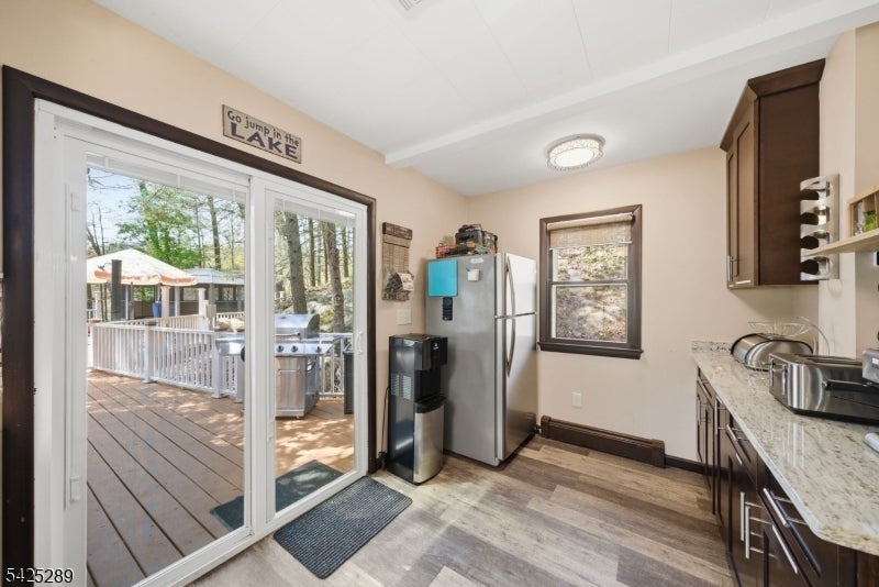 Hopatcong Boro, New Jersey, 07843, United States, 3 Bedrooms Bedrooms, ,2 BathroomsBathrooms,Residential,Active,2043452