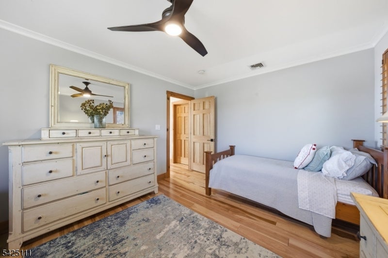 Hopatcong Boro, New Jersey, 07843, United States, 3 Bedrooms Bedrooms, ,4 BathroomsBathrooms,Residential,Active,2043433