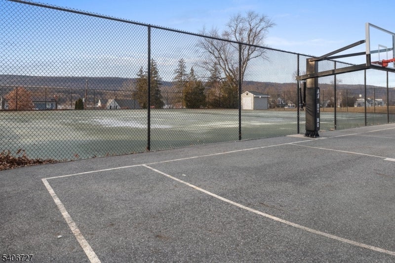 West Milford Twp., New Jersey, 07421, United States, 4 Bedrooms Bedrooms, ,4 BathroomsBathrooms,Residential,Active,2012909