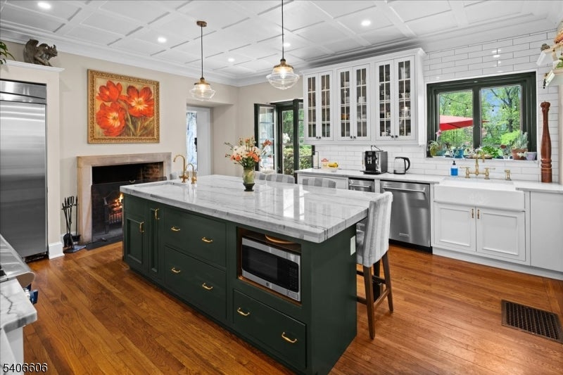 Montgomery Twp., New Jersey, 08558, United States, 6 Bedrooms Bedrooms, ,7 BathroomsBathrooms,Residential,Active,2011882