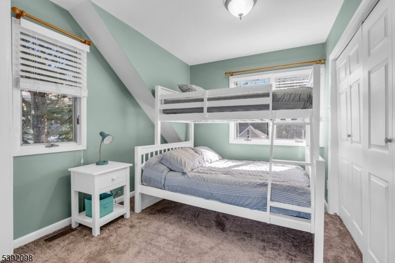 Jefferson Twp., New Jersey, 07849, United States, 4 Bedrooms Bedrooms, ,3 BathroomsBathrooms,Residential,Active,1969683