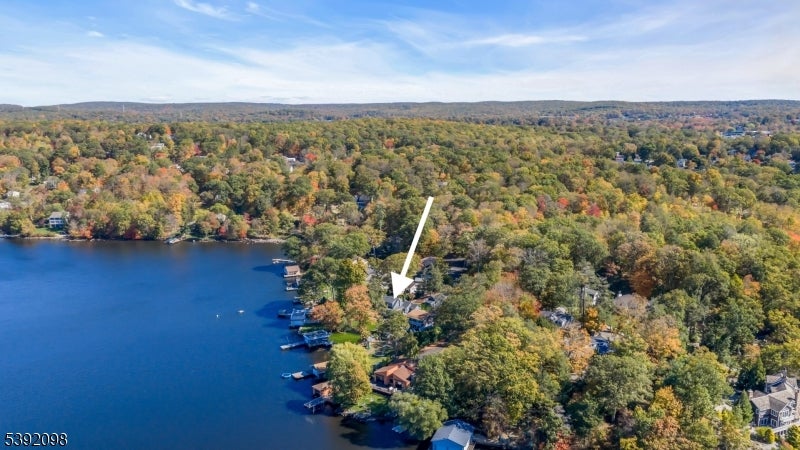 Jefferson Twp., New Jersey, 07849, United States, 4 Bedrooms Bedrooms, ,3 BathroomsBathrooms,Residential,Active,1969683