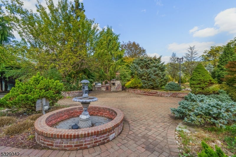 Washington Twp., New Jersey, 07853, United States, 3 Bedrooms Bedrooms, ,3 BathroomsBathrooms,Residential,Active,1964272