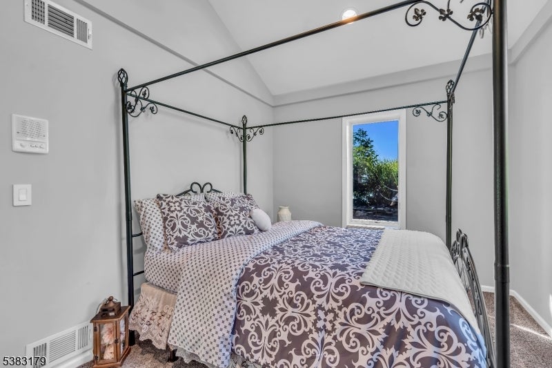 Hopatcong Boro, New Jersey, 07843, United States, 3 Bedrooms Bedrooms, ,2 BathroomsBathrooms,Residential,Active,1946536