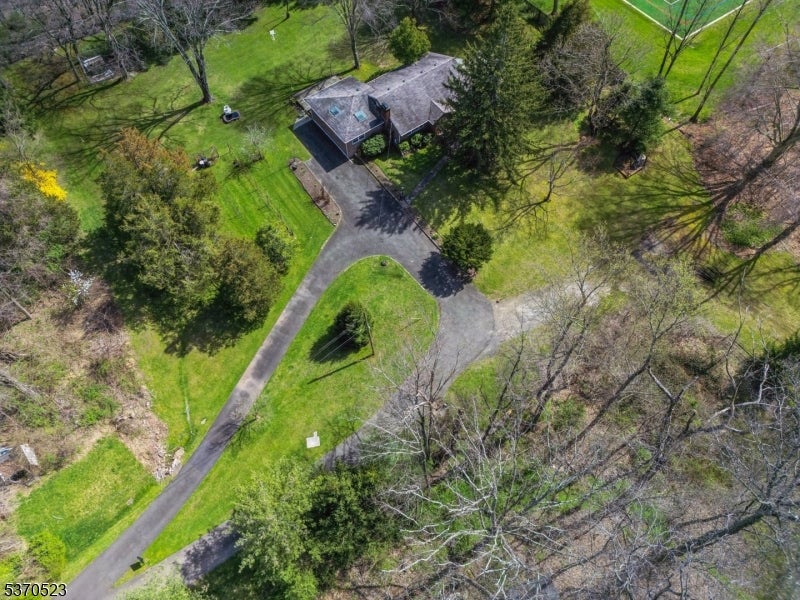 Chatham Twp., New Jersey, 07935, United States, 3 Bedrooms Bedrooms, ,1 BathroomBathrooms,Residential,Active,1894566