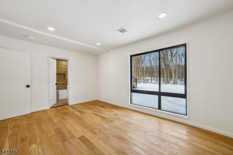 Parsippany-Troy Hills Twp., New Jersey, 07054, United States, 4 Bedrooms Bedrooms, ,4 BathroomsBathrooms,Residential,Active,2021957