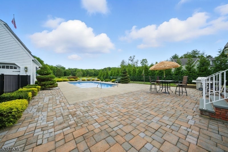 Boonton Twp., New Jersey, 07005, United States, 4 Bedrooms Bedrooms, ,3 BathroomsBathrooms,Residential,Active,1945441