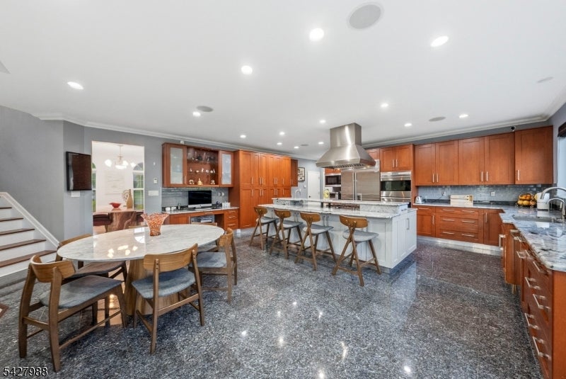Monroe Twp., New Jersey, 08831, United States, 5 Bedrooms Bedrooms, ,4 BathroomsBathrooms,Residential,Active,2041399