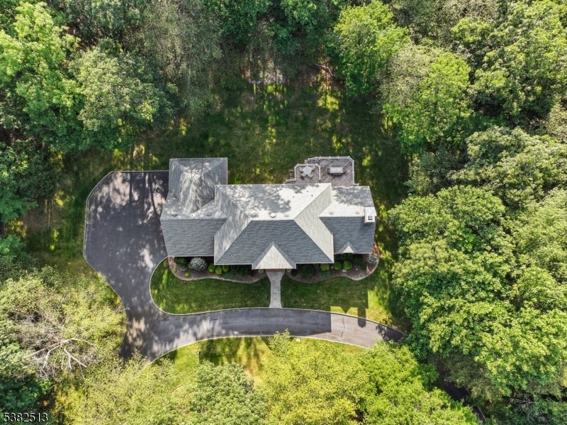 Warren Twp., New Jersey, 07059, United States, 5 Bedrooms Bedrooms, ,4 BathroomsBathrooms,Residential,Active,1945488