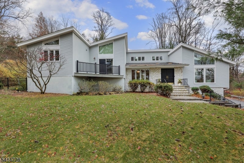 Denville Twp., New Jersey, 07834, United States, 6 Bedrooms Bedrooms, ,5 BathroomsBathrooms,Residential,Active,2026325