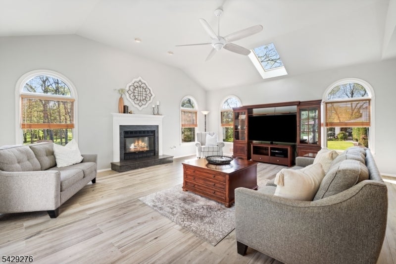 Montgomery Twp., New Jersey, 08502, United States, 5 Bedrooms Bedrooms, ,4 BathroomsBathrooms,Residential,Pending,2045617