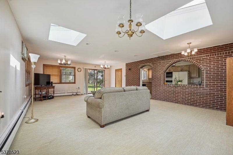 Chatham Twp., New Jersey, 07935, United States, 3 Bedrooms Bedrooms, ,1 BathroomBathrooms,Residential,Active,1894566