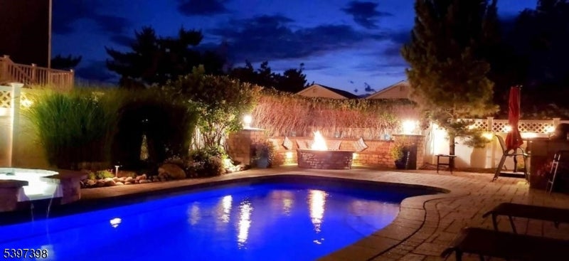 Ship Bottom Boro, New Jersey, 08008, United States, 5 Bedrooms Bedrooms, ,4 BathroomsBathrooms,Residential,Active,1996256