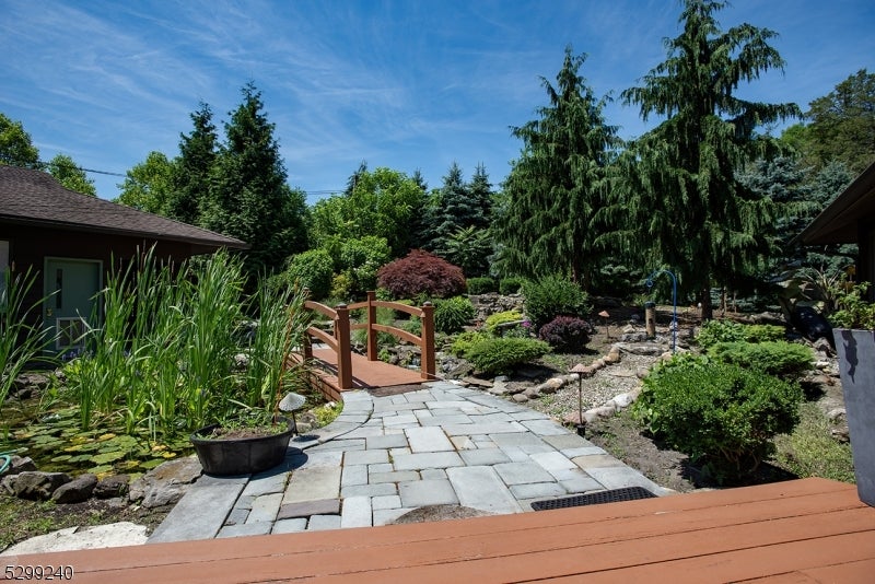 Lafayette Twp., New Jersey, 07848, United States, ,5 BathroomsBathrooms,Residential,Active,1702620