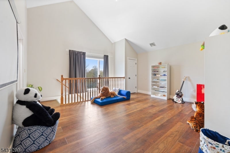 Montgomery Twp., New Jersey, 08502, United States, 5 Bedrooms Bedrooms, ,4 BathroomsBathrooms,Residential,Active,2045797