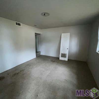 2215 CARLETON DR, BATON ROUGE, LA 70802, photo 3 of 9