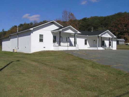 211 ROCK AVE, PALMER, TN 37365 - Image 1