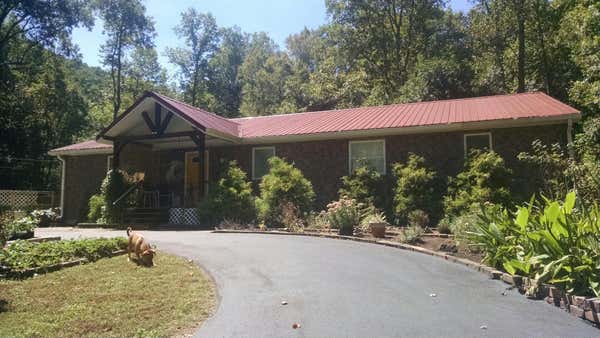 230 TWIN LAKES TRL, PIKEVILLE, TN 37367 - Image 1